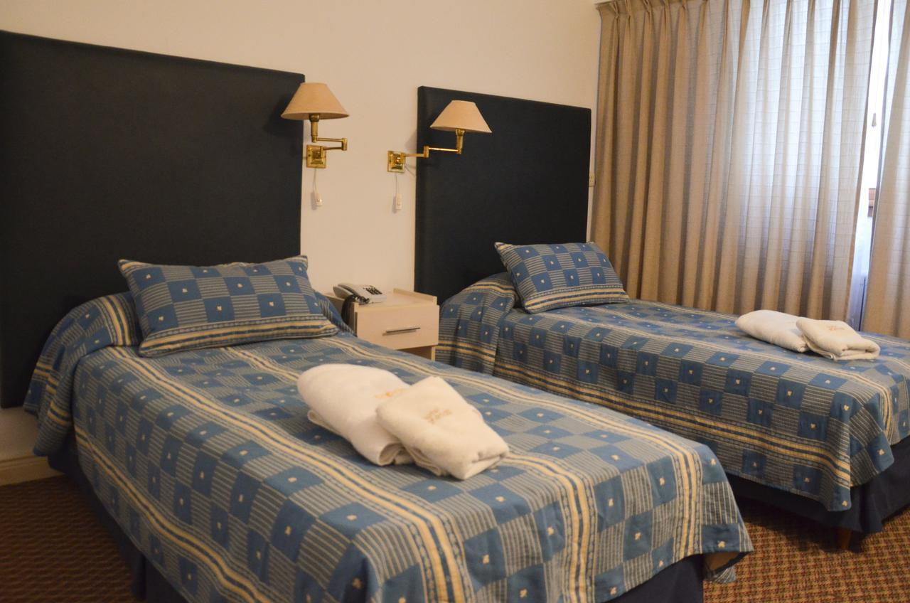 Hotel Arenas ปีนามาร์ ภายนอก รูปภาพ